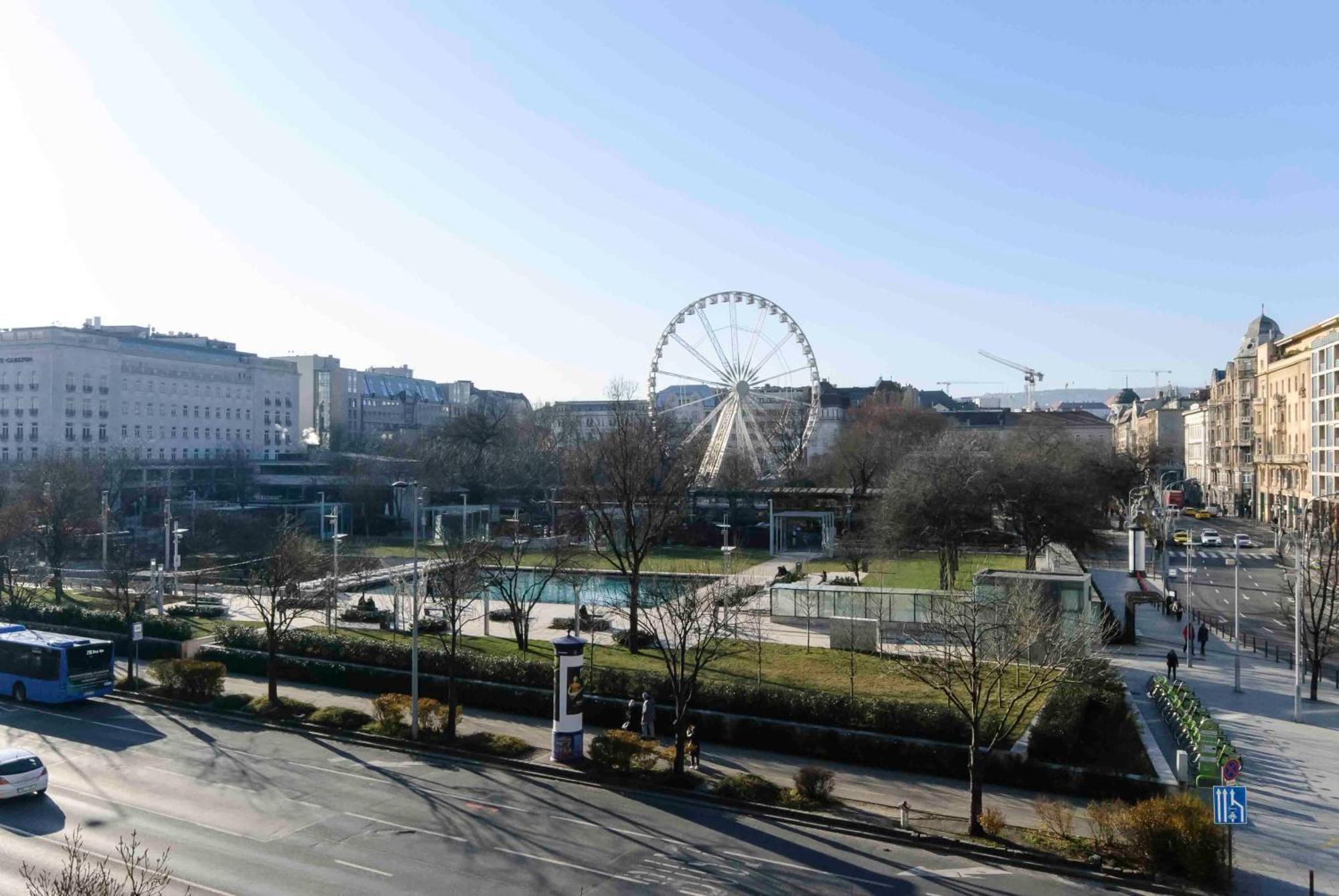 Big Wheel Panoramica Apartment Budapest Extérieur photo